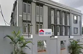 Jual Rumah bagus dan luas 775 m2 sangat murah di Durensawit Jaktim