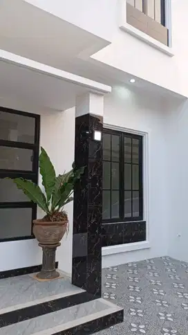 Jual Rumah Baru siap Huni lingkungannyaman BSd Tangerang selatan