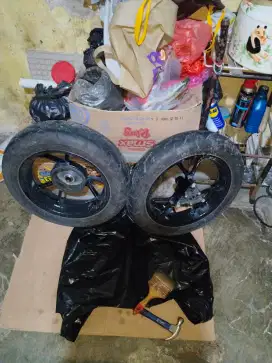 ban+velg aerox bekas rasa baru