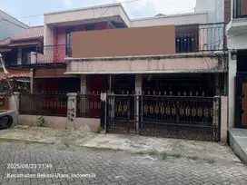 JUAL CEPAT‼️ Rumah LT 140 Hadap Taman di Jakasampurna Dekat LRT & KRL