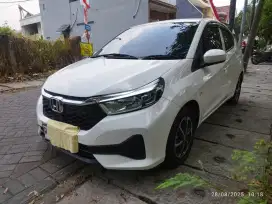 Honda Brio E MT 2024 Masih Garansi & Free Service Dealer