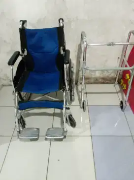 Kursi roda mulus