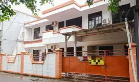 Dijual Cepat Rumah Siwalankertococok untuk Kos2 an, depan Univ. Petra