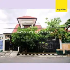Dijual rumah Ketintang Selatan surabaya