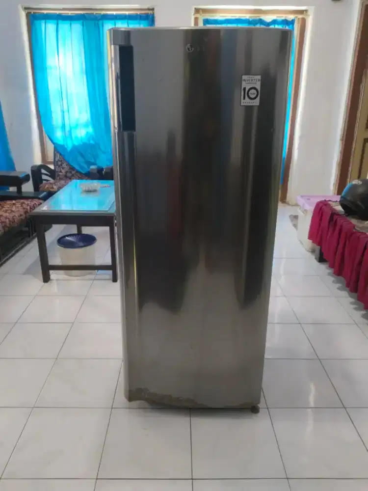 di jual Frezer LG siap pakai