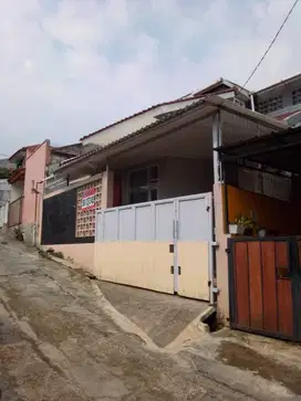 Dijual Rumah Komplek Cipageran Desain Minimalis Siap Huni Semi Furnish