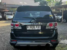 TOYOTA FORTUNER 2013