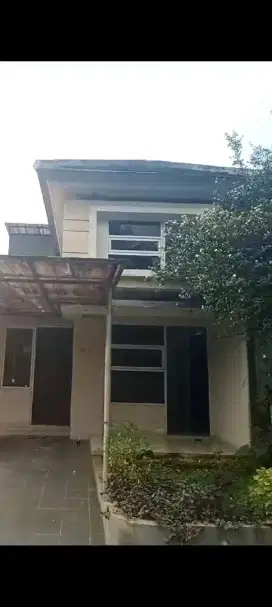 Di Jual Rumah 2 Lantai 4KT di Villa Gunung Mas Bogor