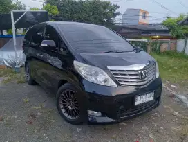 Toyota Alphard 2011