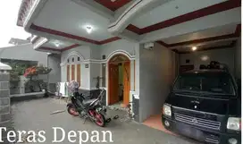 Rumah Bagus 3 Lantai Siap Huni di Kopo Permai Bandung