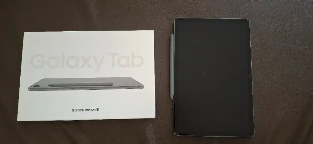 Samsung Galaxy Tab S9 Fe wifi, Gray, kondisi mulus
