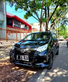 Toyota Calya G 1,2 MT hitam 2021