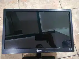 Monitor LG LED 16 M37A normal
