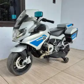 Motor aki anak pliko polisi