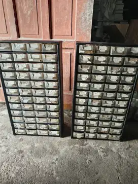 Rak komponen elektronik