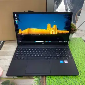 New Laptop HP 15-FD1085CL Core 5-120U 24GB 1TB 15,6 FHD Windows 11