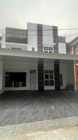 Fbba. Rumah Dijual di Cluster Taman Beverly Lippo Cikarang