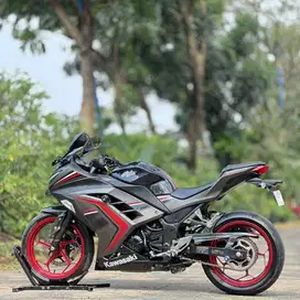 KAWASAKI NINJA 250 FI OLD ABS SE LTD GREY 2017 KM 11K PAJAK PANJANG