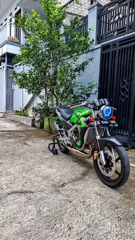 Kawasaki Ninja R 2015
