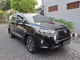 Toyota Innova V Bsn AT 2022