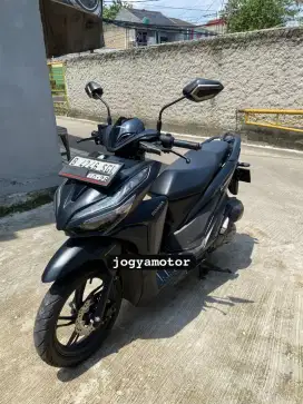 Vario 150 th 2018 NEGO ALUS