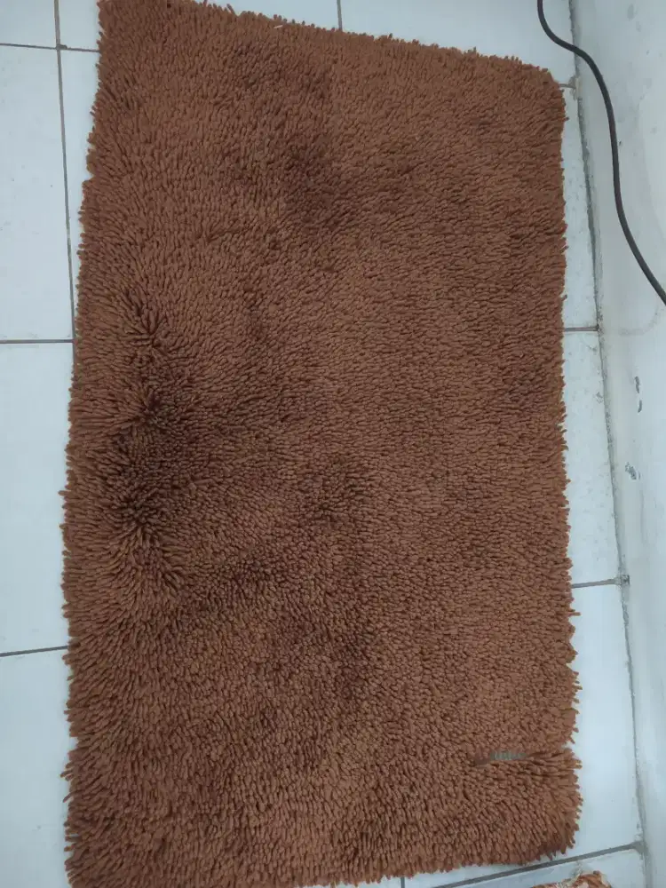 Karpet rajut tebal Coklat