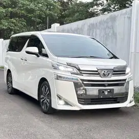 (CASH) Toyota Vellfire 2018