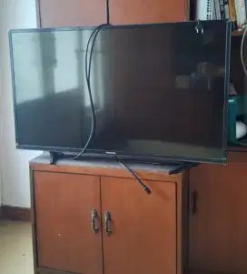 TV led 43 Analog merk PANASONIC