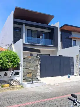 DIJUAL RUMAH NEW GRESS 2 LANTAI MANYAR JAYA! SUPER LUAS CIAMIK!
