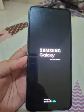 Samsung galaxy Z flip 4 8/512gb blue