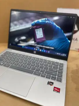 Promo laptop baru HP 14 EM0197AU AMD Ryzen 3 7320U 8GB SSD 256GB 14″