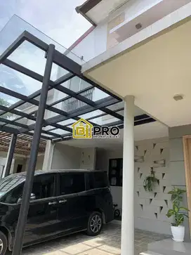 Di jual rumah mewah ada kolam renang di Jagakarsa