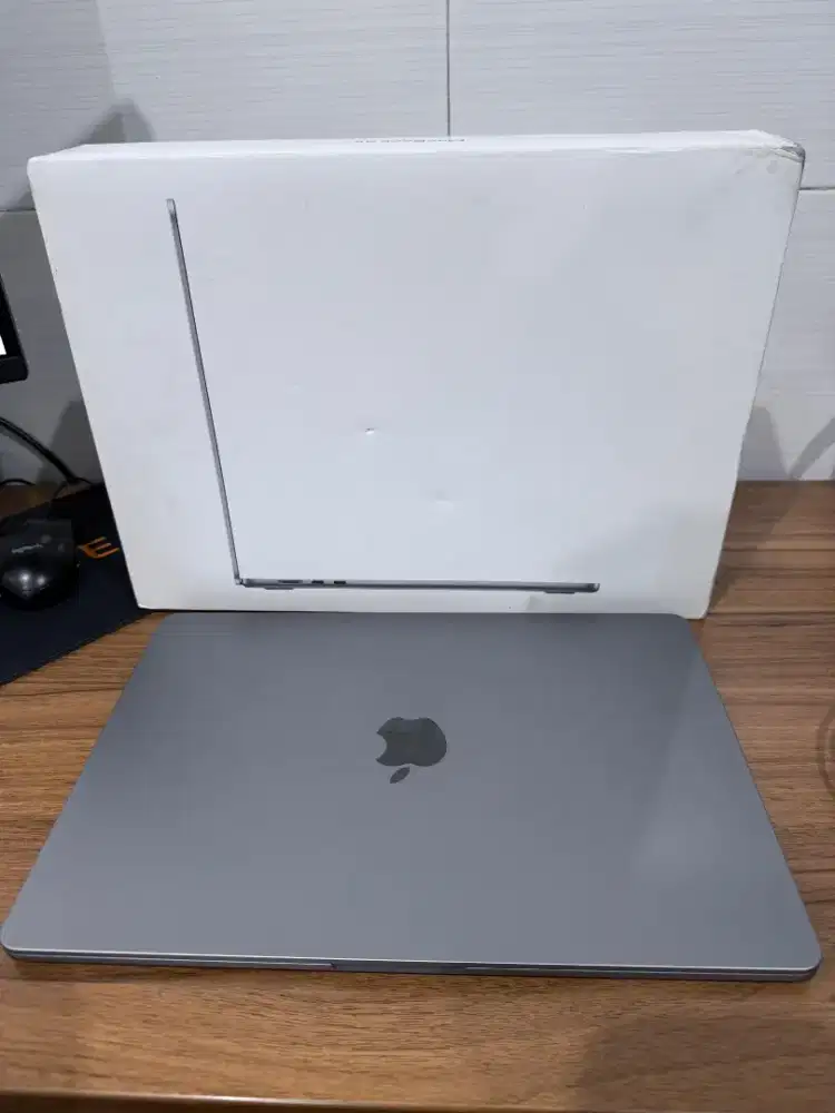 MACBOOK AIR M3 15 INCH 2024 8GB/512GB SPACE GRAY GARANSI RESMI IBOX