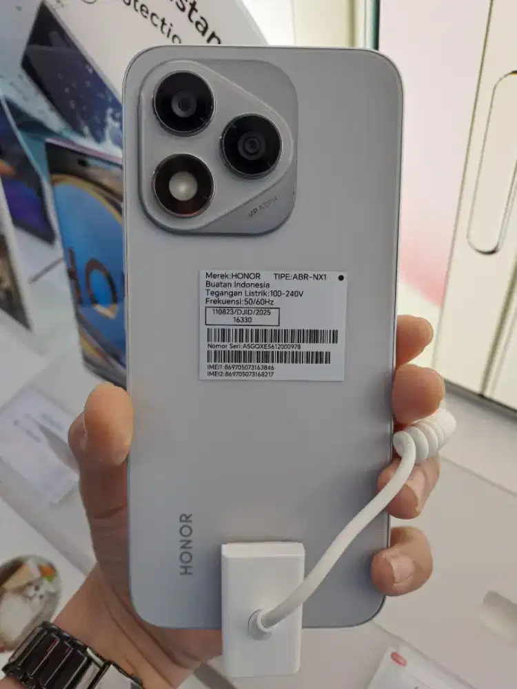 KREDIT/CASH HONOR 400 CICILAN 0%