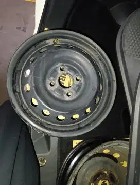 Velg kaleng sigra/calya