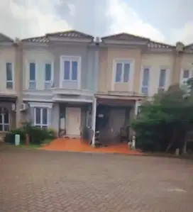 Disewakan Rumah di Gading Serpong