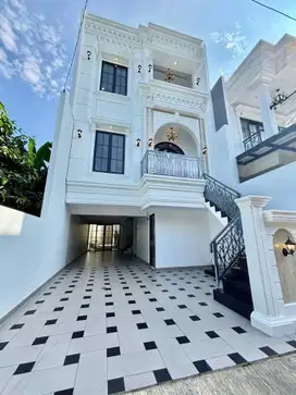Rumah Mewah dalam Komplek Kavling DKI Jakarta Selatan
