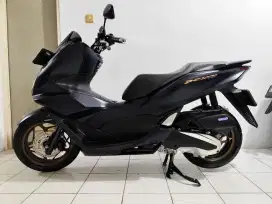 HONDA PCX 160 2023 ( ABS ) KM 2 RB AN MULUS ORI