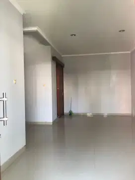 Disewakan Rumah Di Komplek Cherryfield Dekat Tol Buahbatu