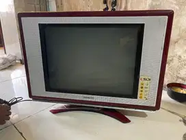 Tv tabung 21in merk polytron normal