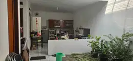 Dijual Rumah Nyaman Strategis di Batununggal