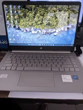 Laptop HP 14s ram 4 ssd 254
