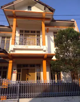 Rumah Kos Aktif landungsari jetis dekat UMM UIN furnished Lt108 1M