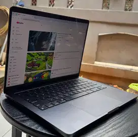 Dijual Macbook Pro M4 Pro Ram 24 Gb-Penyimpanan 1 Tb