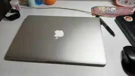Apple MacBook Air 2017 Prosesor Intel Core i5 8/128GB