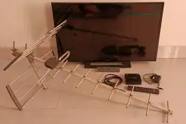 Sony Bravia TV 32 Digital + TV Box Android B860H V5 + Antena