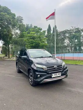 2019 Toyota Rush TRD Sportivo 1.5 A/T pemakaian pribadi tangan 1