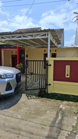 Dikontrakkan Rumah di VMP