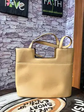 Braun Buffel Soft Khaki Shoulder Bag