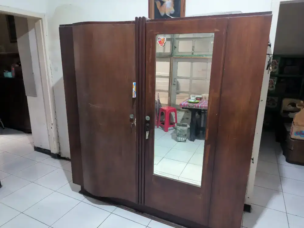 Lemari jati kuno besar jumbo